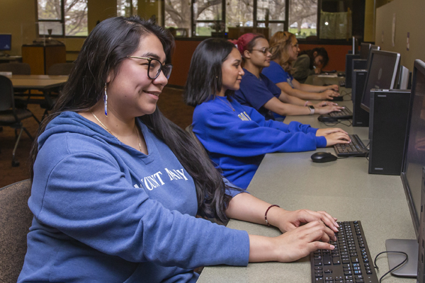 Earn Your Degree on Your Terms – New Hybrid Majors Still Open for Fall