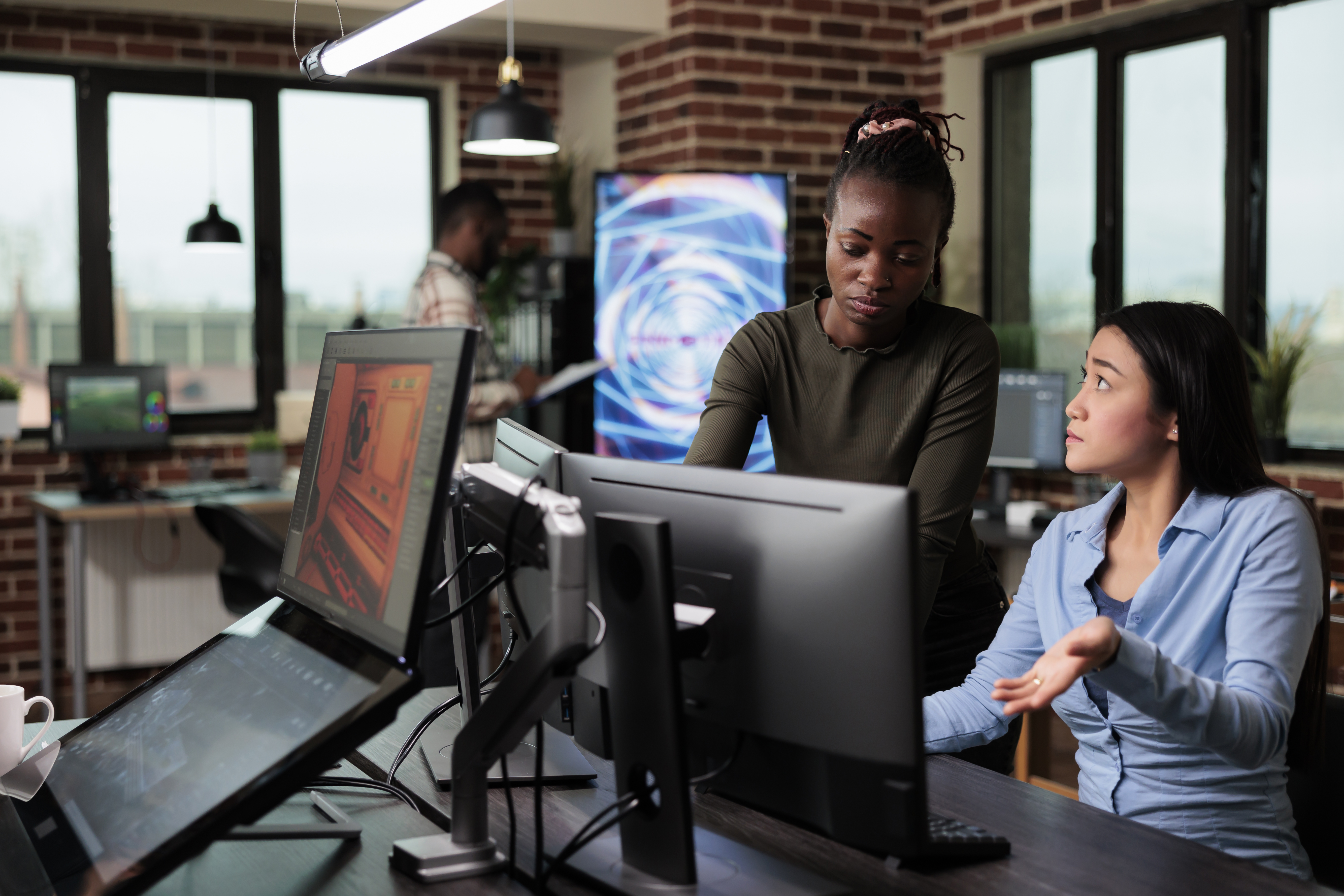 students-in-computer-lab